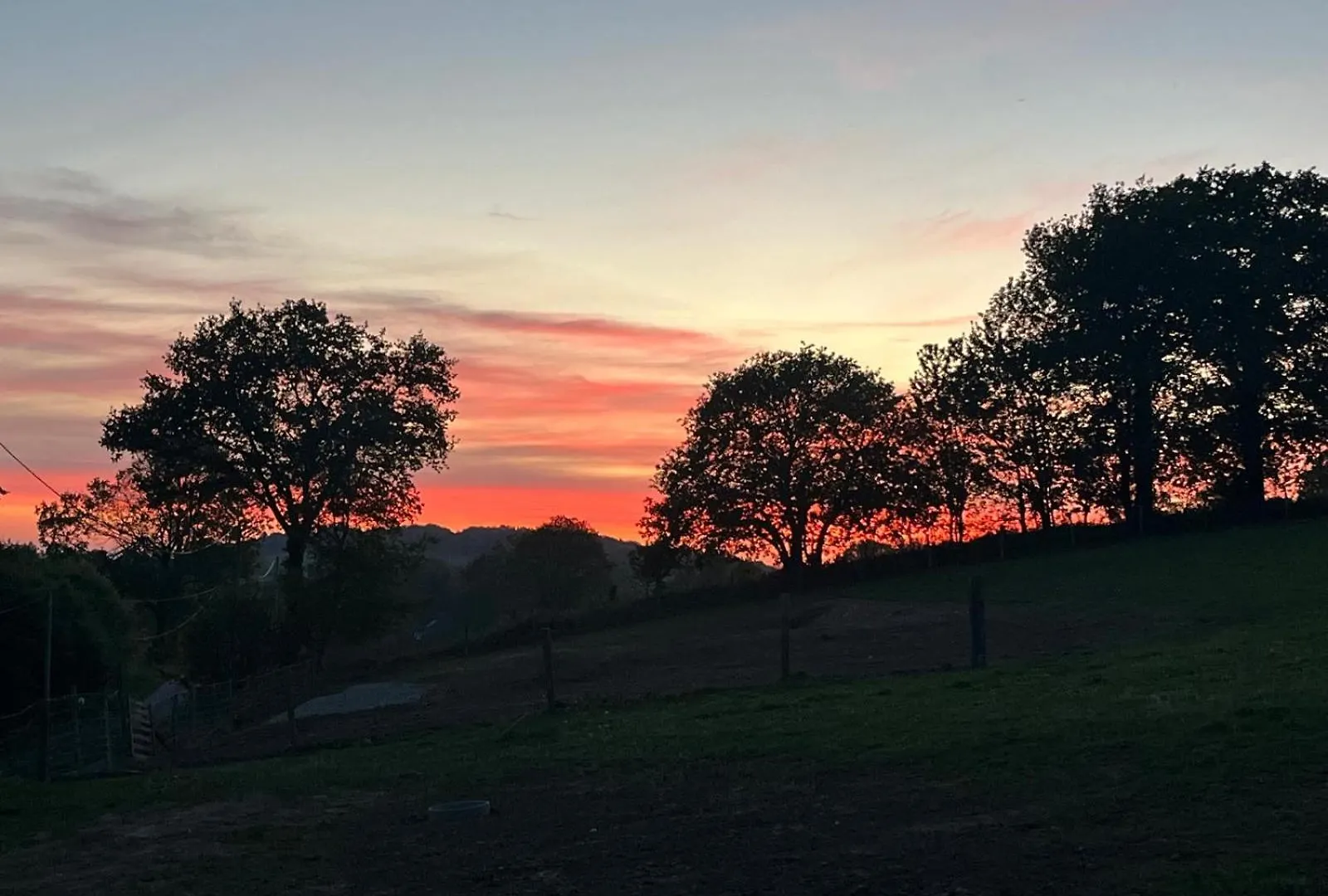 La Ferme De Beau Soleil Gite Et Cabanes Saint-Gilles-du-Mene