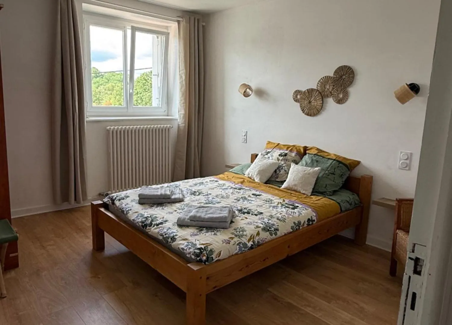 乡村民宿 La Ferme De Beau Soleil Gite Et Cabanes Saint-Gilles-du-Mene